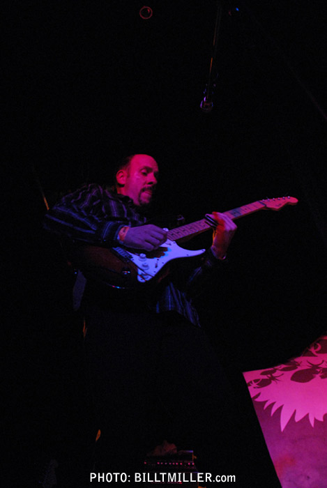 COUNT ZERO by Bill T Miller